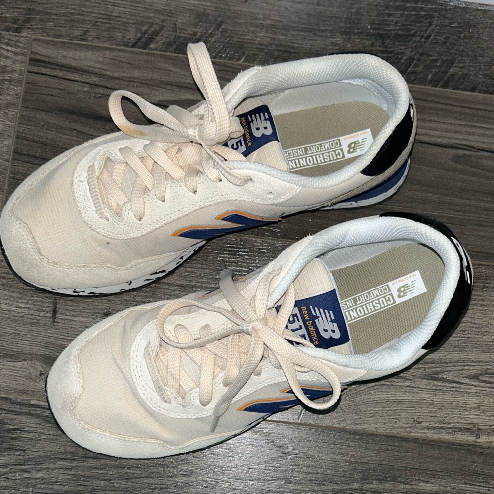 New Balances - Picture 4 of 8